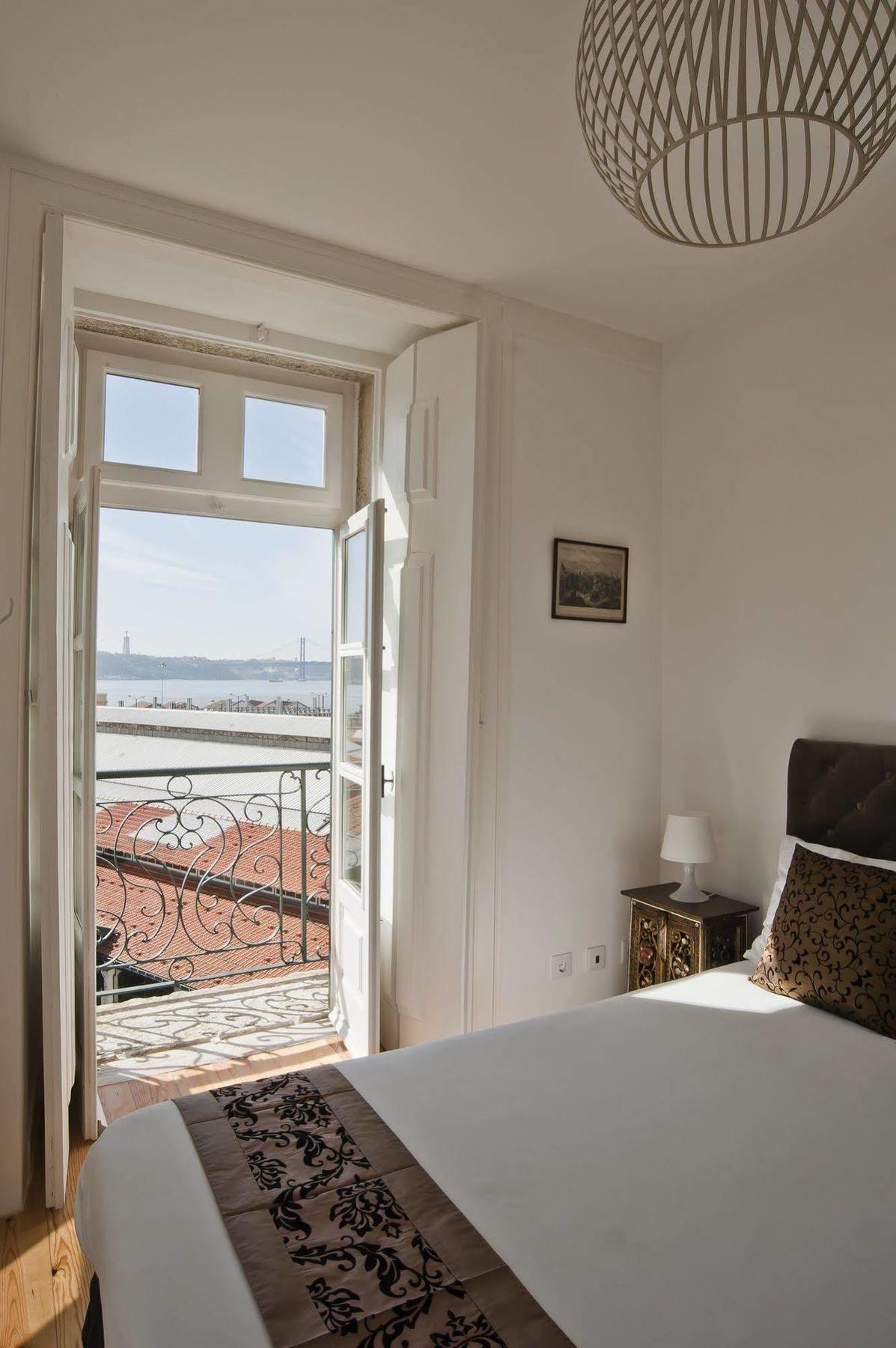 Ribeira Tejo By Shiadu Guesthouse Lisboa Exterior foto
